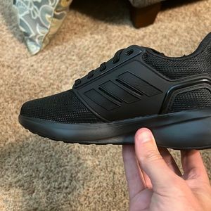 Womens adidas EQ19  run shoes (H02046) size 5.5